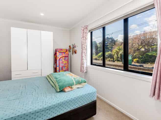 2/9 Surrey Street, Tawa