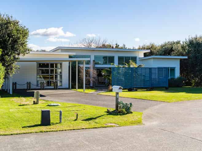 15 Ti Tree Place, Mangawhai Heads