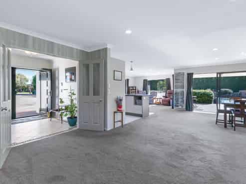 47 Pohutukawa Drive, Levin