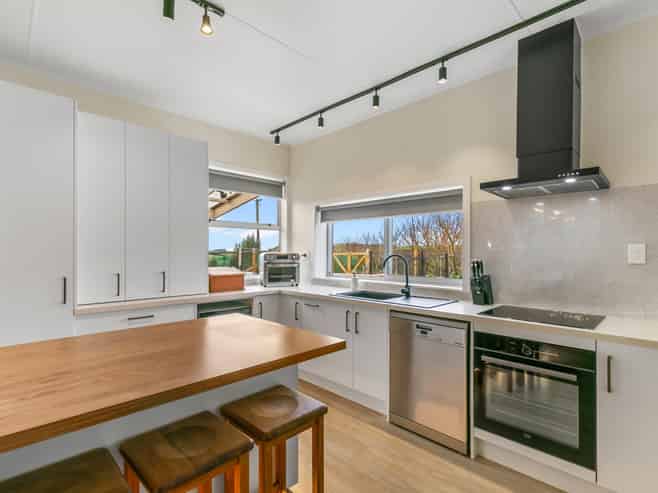 283 Oturoa Road, Poroutawhao