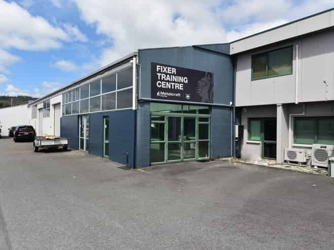 Split risk industrial investment