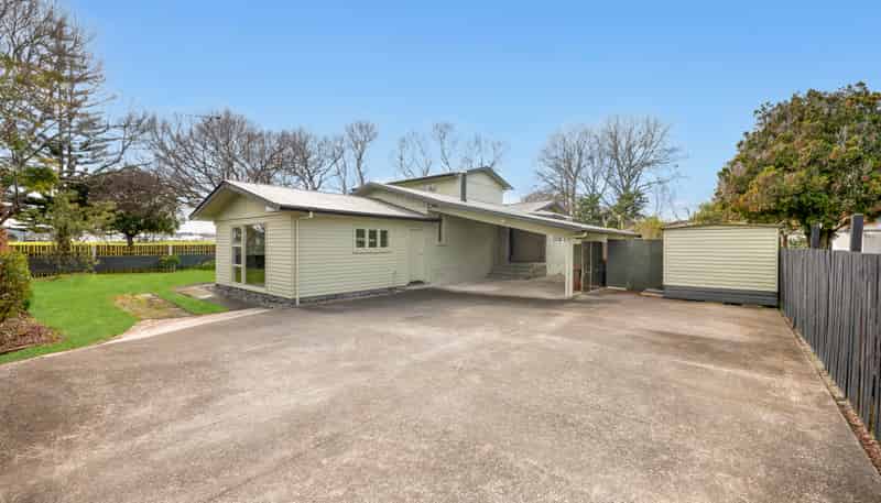 86 Ti Rakau Drive, Pakuranga