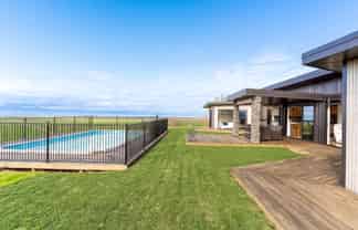1124B Miranda Road, Kaiaua