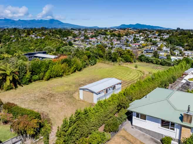 104c Queens Road, Glen Avon