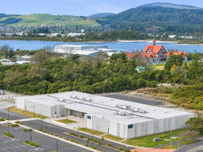 World-class healthcare meets geothermal wellness