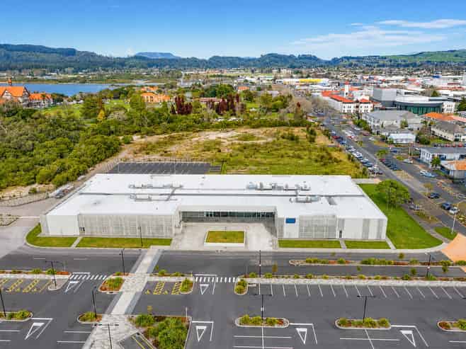 World-class healthcare meets geothermal wellness
