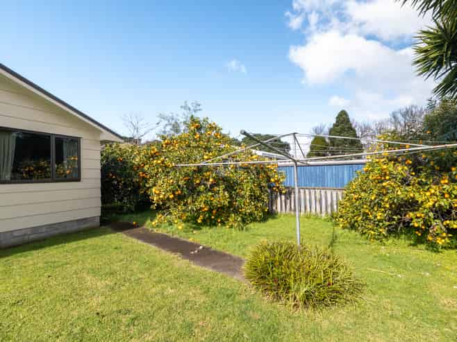 4 Marina Way, Athenree