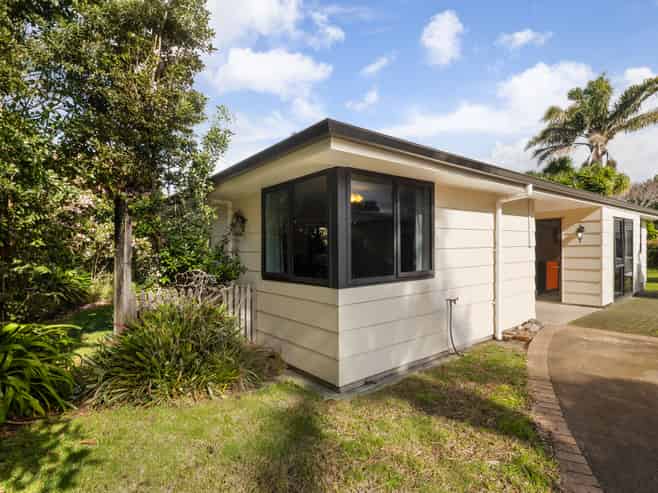 4 Marina Way, Athenree
