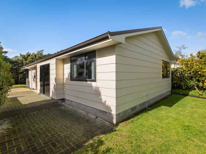 4 Marina Way, Athenree
