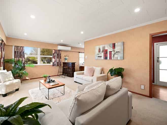10 Fiona Place, Dinsdale