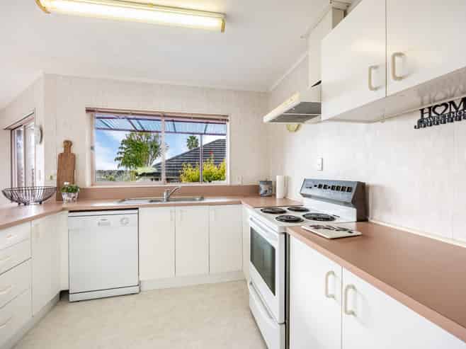 12 Kerlin Crescent, West Harbour