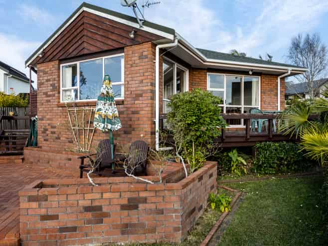 12 Kerlin Crescent, West Harbour