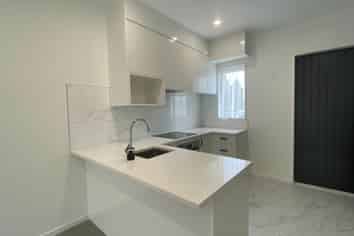 6/112 Moore Street, Howick