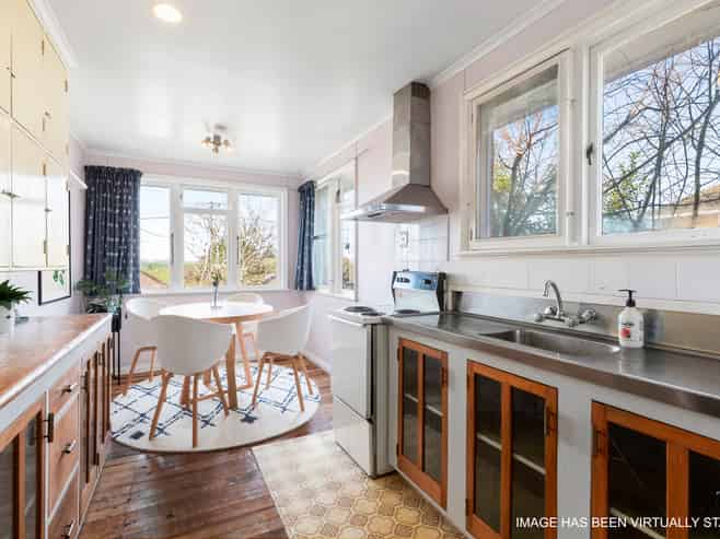 6 Te Wheoro Crescent, Meremere