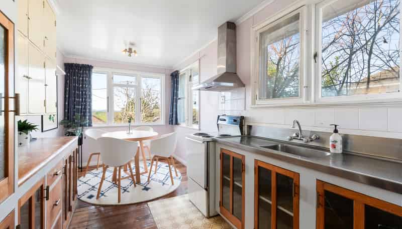 6 Te Wheoro Crescent, Meremere