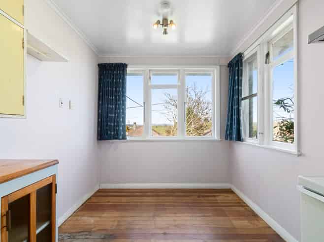 6 Te Wheoro Crescent, Meremere