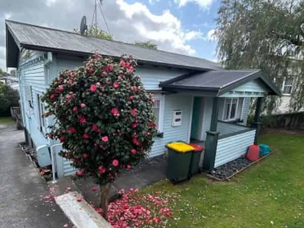 87D Lake Road, Frankton