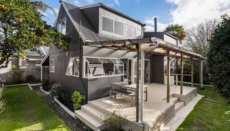 33A Invermay Avenue, Three Kings