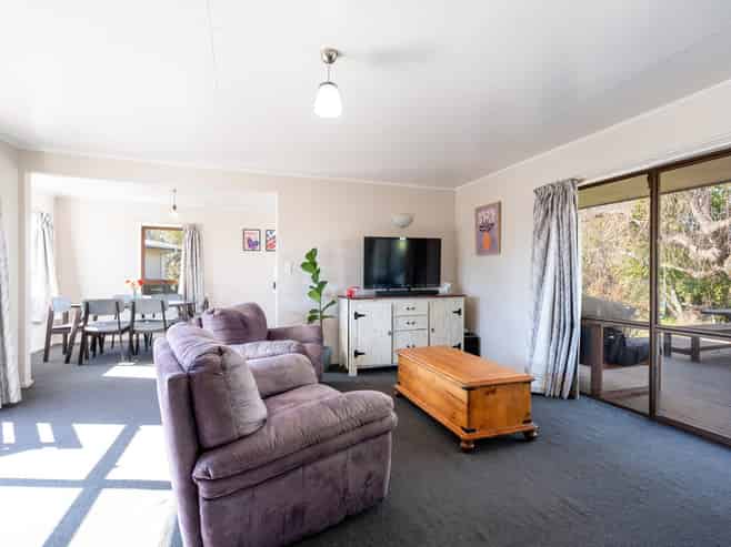 13 Newman Avenue, Brightwater