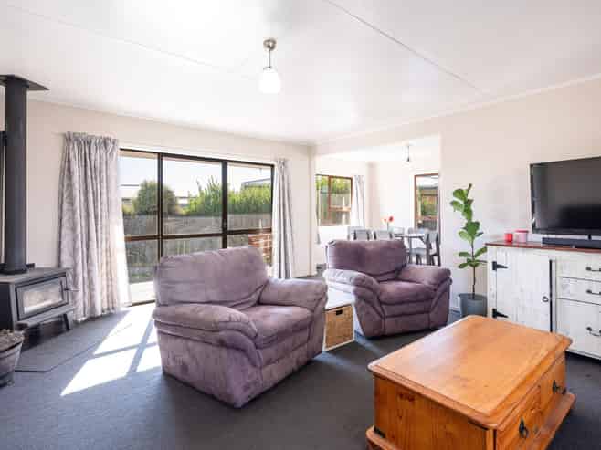 13 Newman Avenue, Brightwater