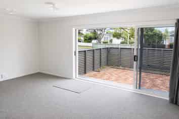 14 Pulham Crescent, Queenwood