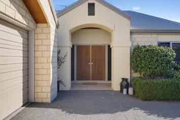 6 Thornley Place, Woodend