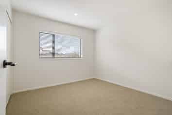 Auckland - Address withheld