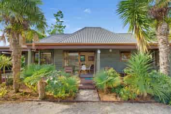 19/223 Main Road, Tairua