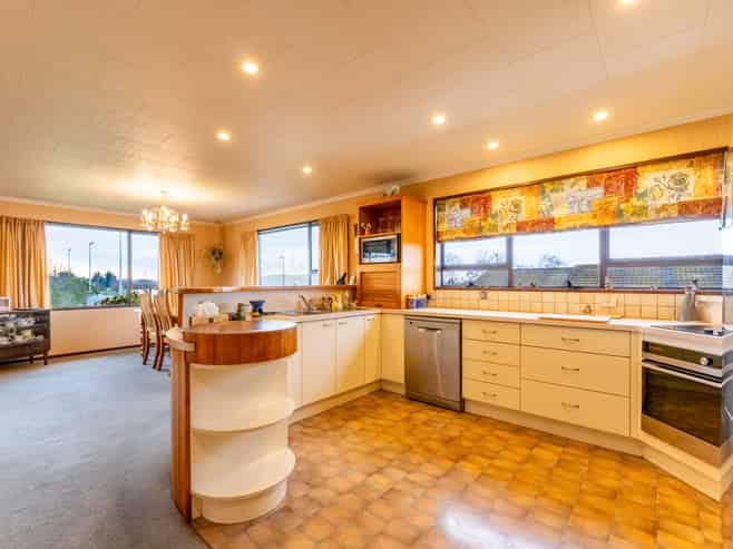 27 Roxburgh Street, Glenwood