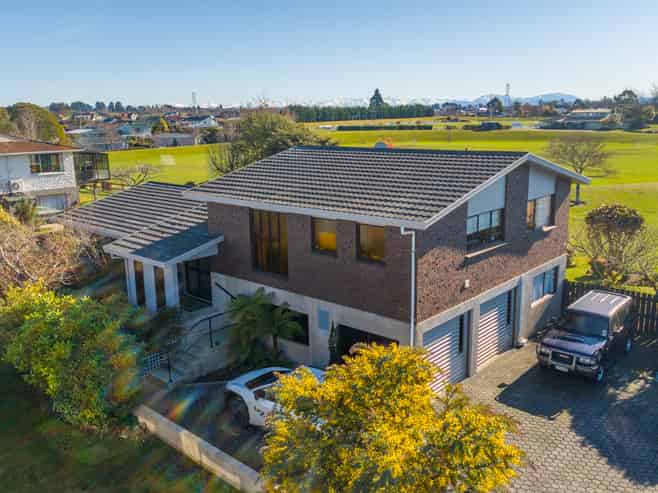 27 Roxburgh Street, Glenwood