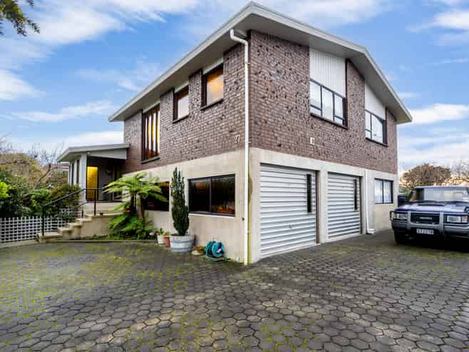 27 Roxburgh Street, Glenwood