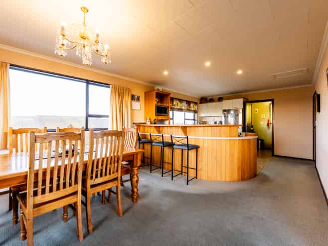 27 Roxburgh Street, Glenwood