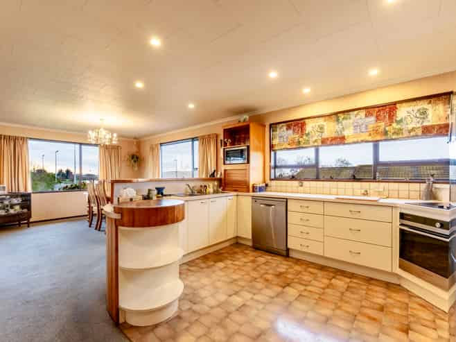 27 Roxburgh Street, Glenwood