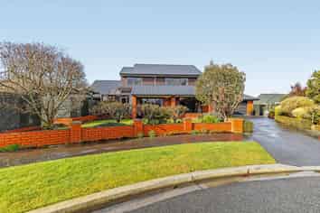 33 Cherrywood Place, Redwood