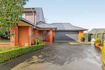 33 Cherrywood Place, Redwood