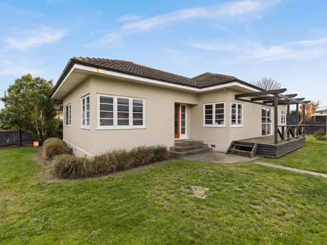 1006 St Aubyn Street East, Parkvale