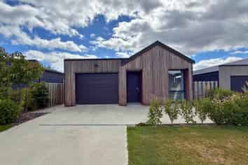 34 Obelisk Street, Wanaka