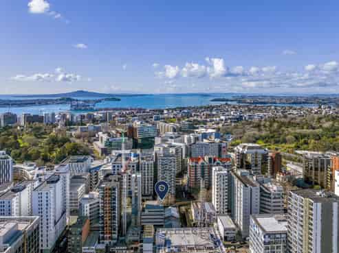 CBD site adjacent to ‘Learning Quarter’