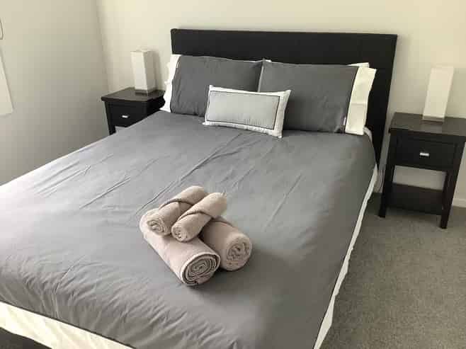 1/100 Lake Road, Northcote