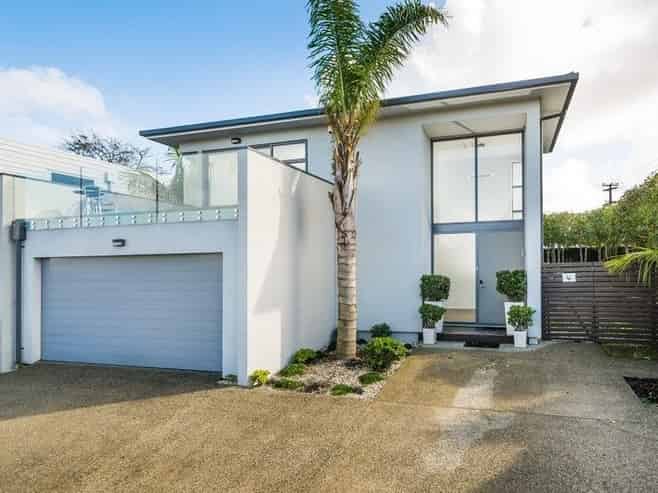 1/100 Lake Road, Northcote