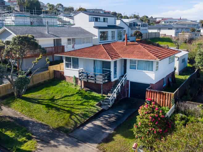 9 Pasteur Place, New Windsor