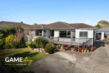 55 Flat Bush Road, Clover Park