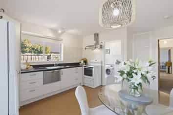 204b Riverlaw Terrace, Saint Martins