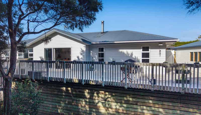 11 Gavinike Place, Waimauku