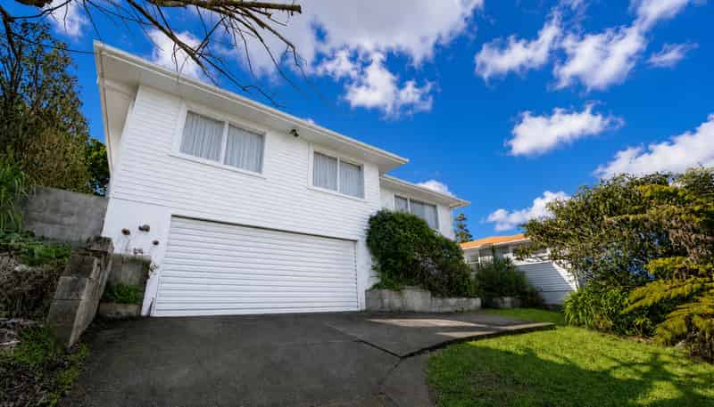 12 Ragley Street, Titirangi