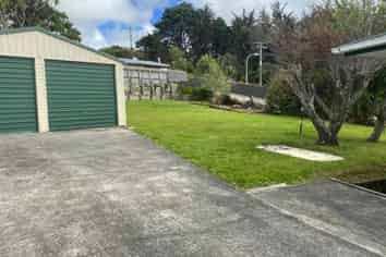 40 Waihora Crescent, Waitangirua