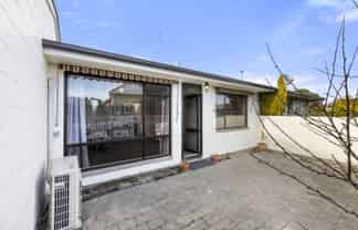 2/53 Grenville Street, Waltham