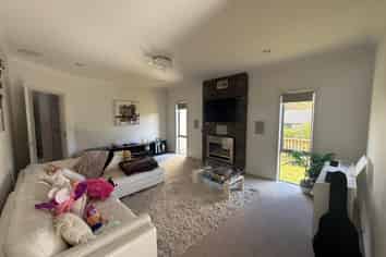 118 Navigation Drive, Whitby