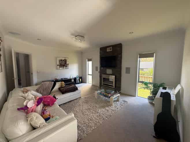 118 Navigation Drive, Whitby