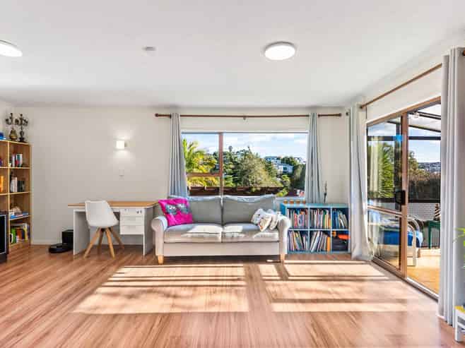 2/66 Waiau Street, Torbay